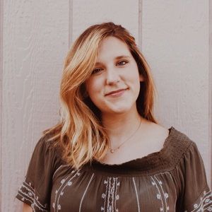 Meet your Posher, Alaina